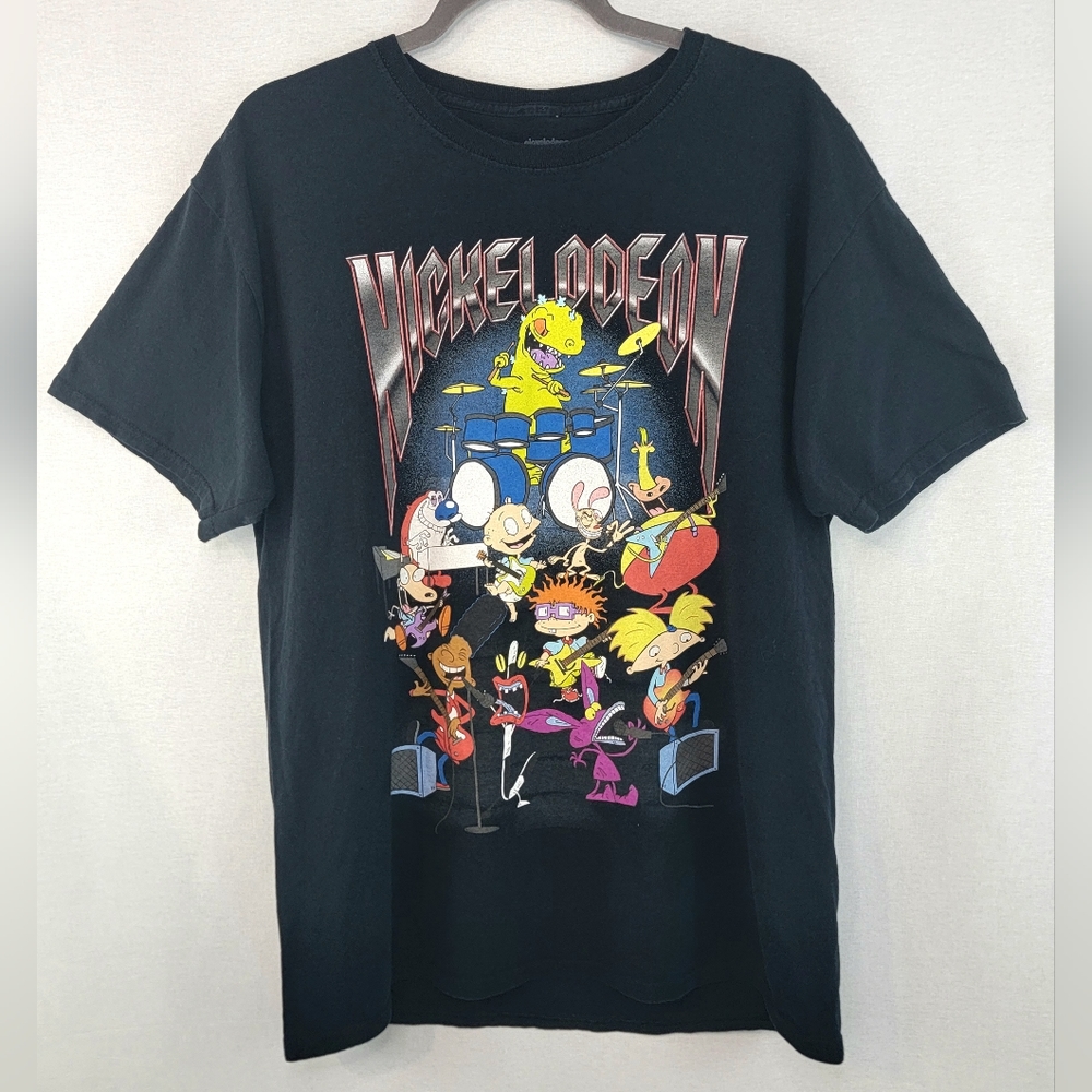 Vintage Nickelodeon T shirt. Size large